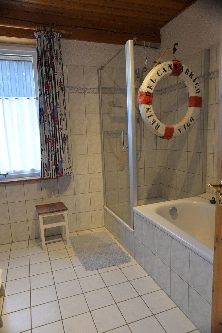 Predaj domu 188 m², pozemek 6.000 m², Bahrenfleth, Šlezvicko-Holštajnsko Predaj domu 188 m², pozemek 6.000 m², Bahrenfleth, Šlezvicko-Holštajnsko