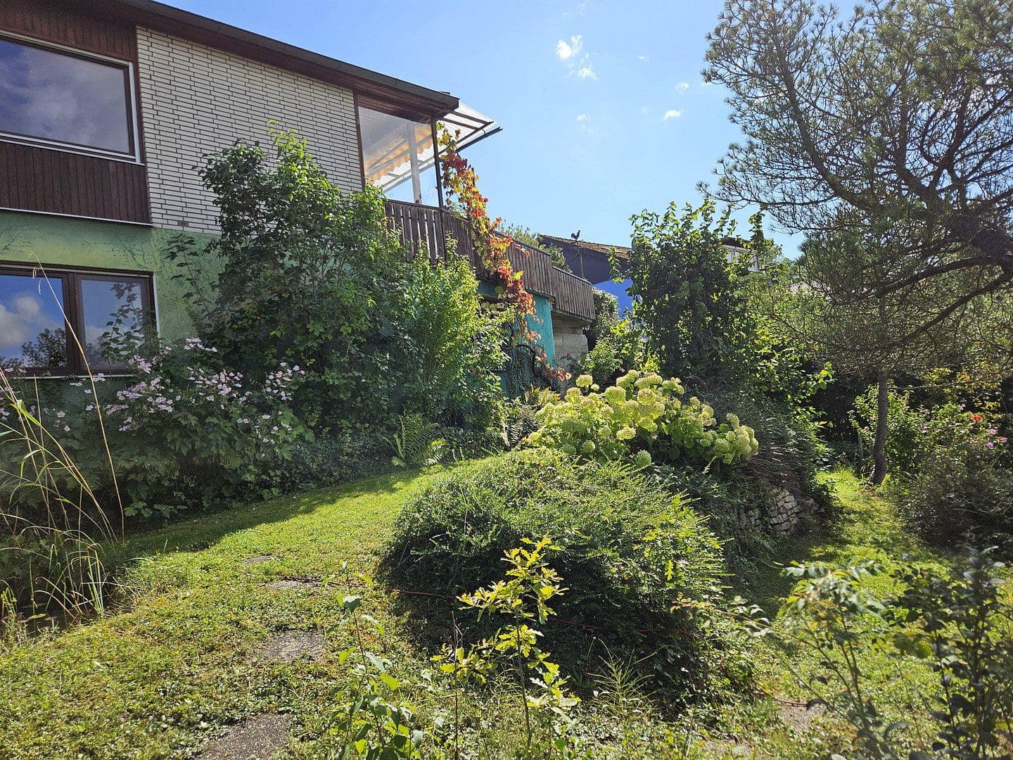 Predaj domu 199 m², pozemek 1.037 m², Diezenthalweg 2, Buggingen, Bádensko-Wurttembersko Predaj domu 199 m², pozemek 1.037 m², Diezenthalweg 2, Buggingen, Bádensko-Wurttembersko