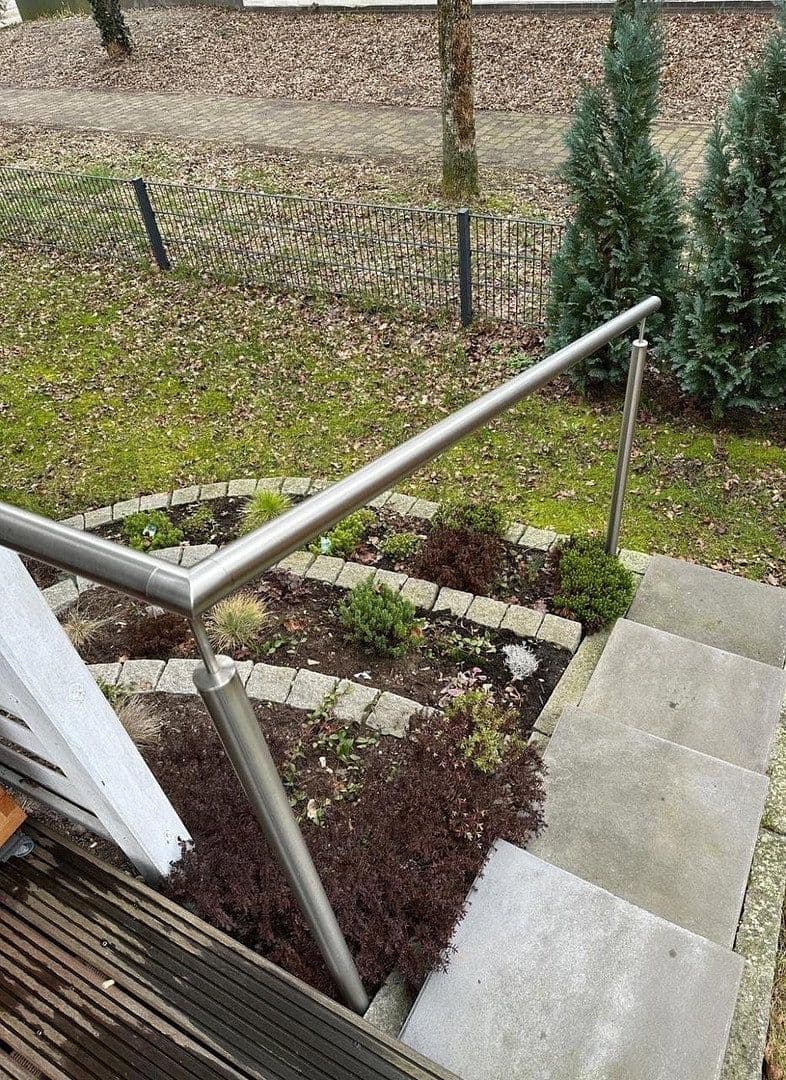 Prenájom bytu 2-izbový 70 m², Stuhr, Dolné Sasko Prenájom bytu 2-izbový 70 m², Stuhr, Dolné Sasko