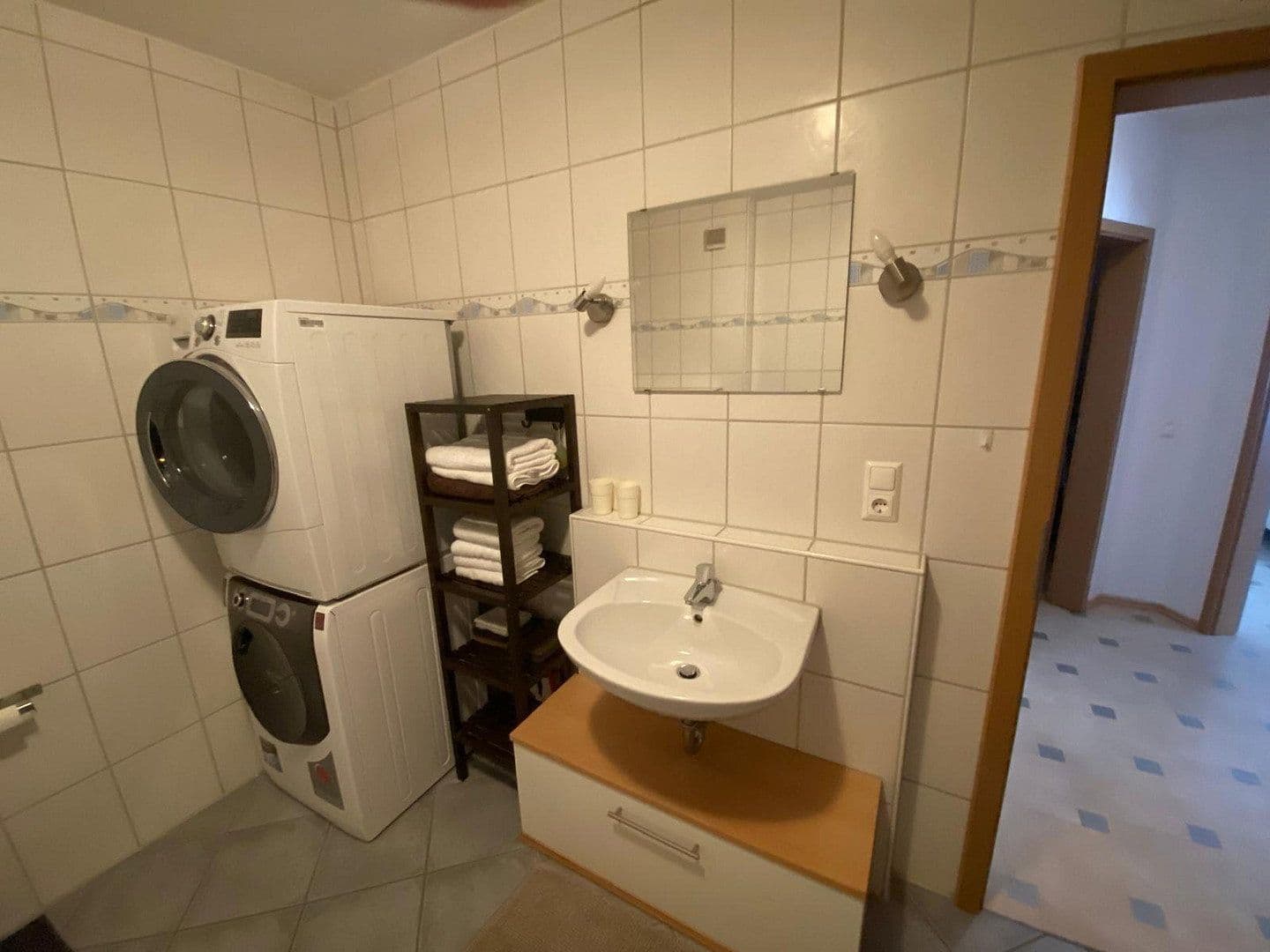 Prenájom bytu 3-izbový 86 m², Landstuhler Str. 61a, Ramstein-Miesenbach, Porýnie-Falcko Prenájom bytu 3-izbový 86 m², Landstuhler Str. 61a, Ramstein-Miesenbach, Porýnie-Falcko