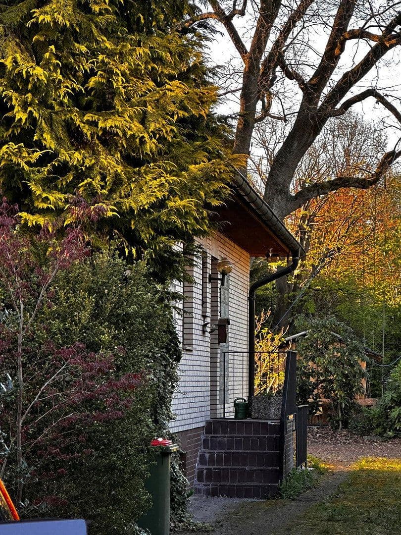 Predaj domu 170 m², pozemek 800 m², Hamburg Poppenbüttel, Hamburg Predaj domu 170 m², pozemek 800 m², Hamburg Poppenbüttel, Hamburg