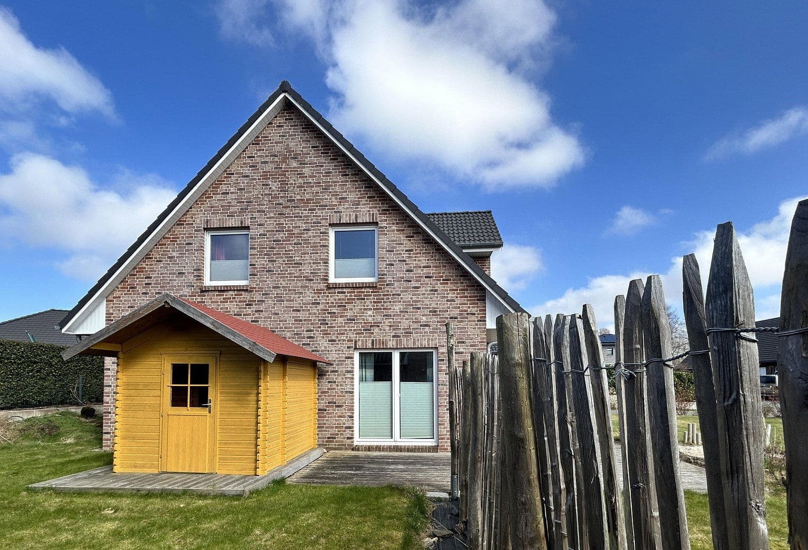 Predaj domu 133 m², pozemek 820 m², Fahrdorf, Šlezvicko-Holštajnsko Predaj domu 133 m², pozemek 820 m², Fahrdorf, Šlezvicko-Holštajnsko