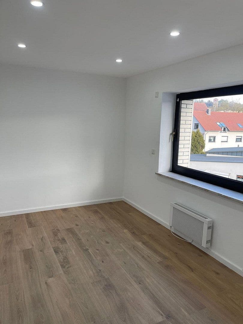 Predaj domu 160 m², pozemek 460 m², Lebacher Straße 72, Eppelborn, Sársko Predaj domu 160 m², pozemek 460 m², Lebacher Straße 72, Eppelborn, Sársko