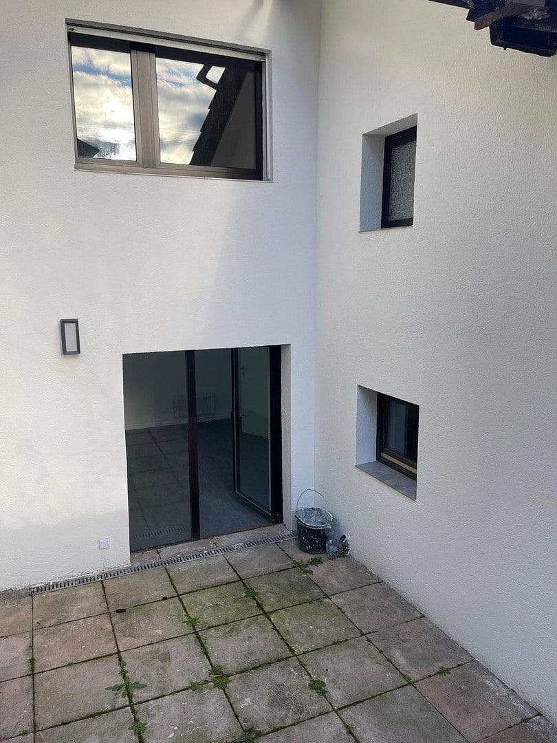 Predaj domu 160 m², pozemek 460 m², Lebacher Straße 72, Eppelborn, Sársko Predaj domu 160 m², pozemek 460 m², Lebacher Straße 72, Eppelborn, Sársko