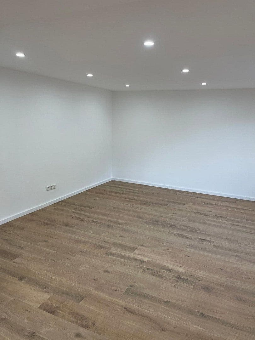 Predaj domu 160 m², pozemek 460 m², Lebacher Straße 72, Eppelborn, Sársko Predaj domu 160 m², pozemek 460 m², Lebacher Straße 72, Eppelborn, Sársko