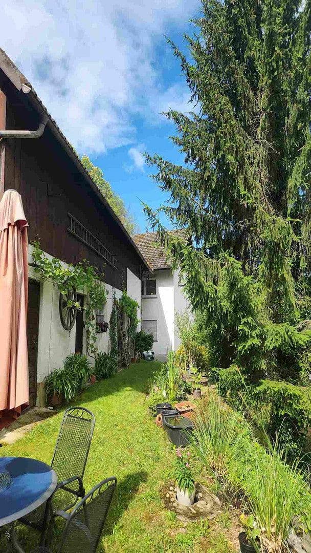 Predaj domu 296 m², pozemek 940 m², Oberkirch, Bádensko-Wurttembersko Predaj domu 296 m², pozemek 940 m², Oberkirch, Bádensko-Wurttembersko