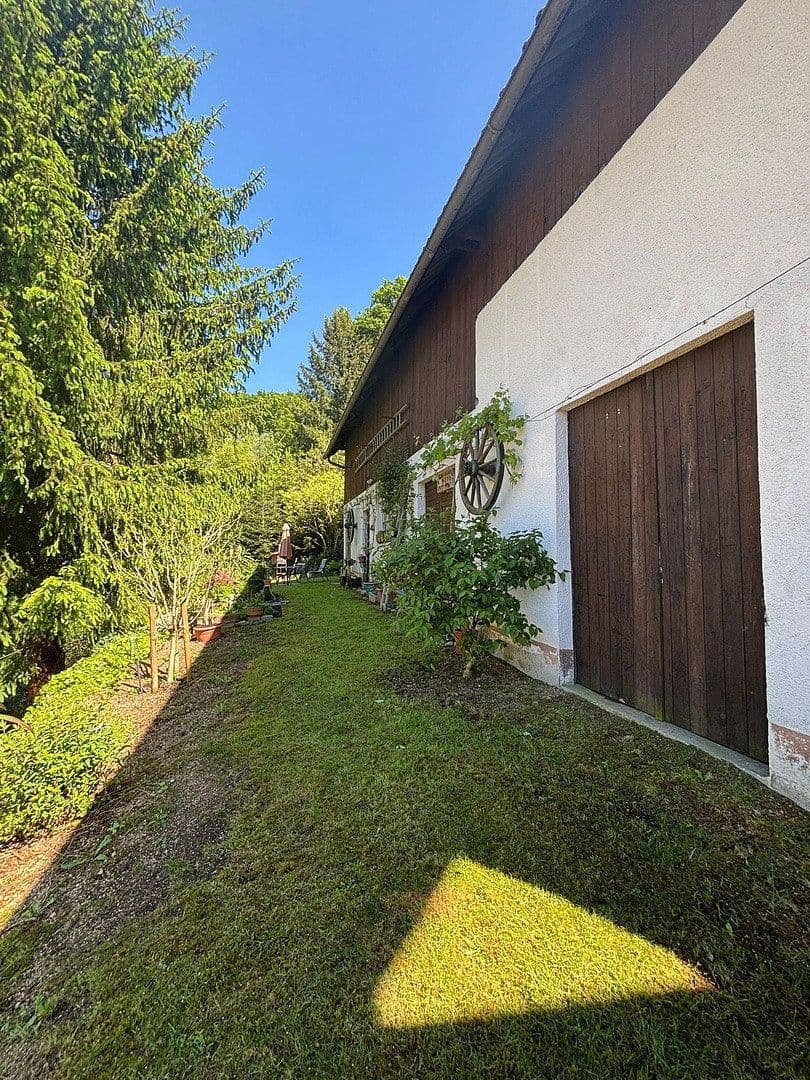 Predaj domu 296 m², pozemek 940 m², Oberkirch, Bádensko-Wurttembersko Predaj domu 296 m², pozemek 940 m², Oberkirch, Bádensko-Wurttembersko