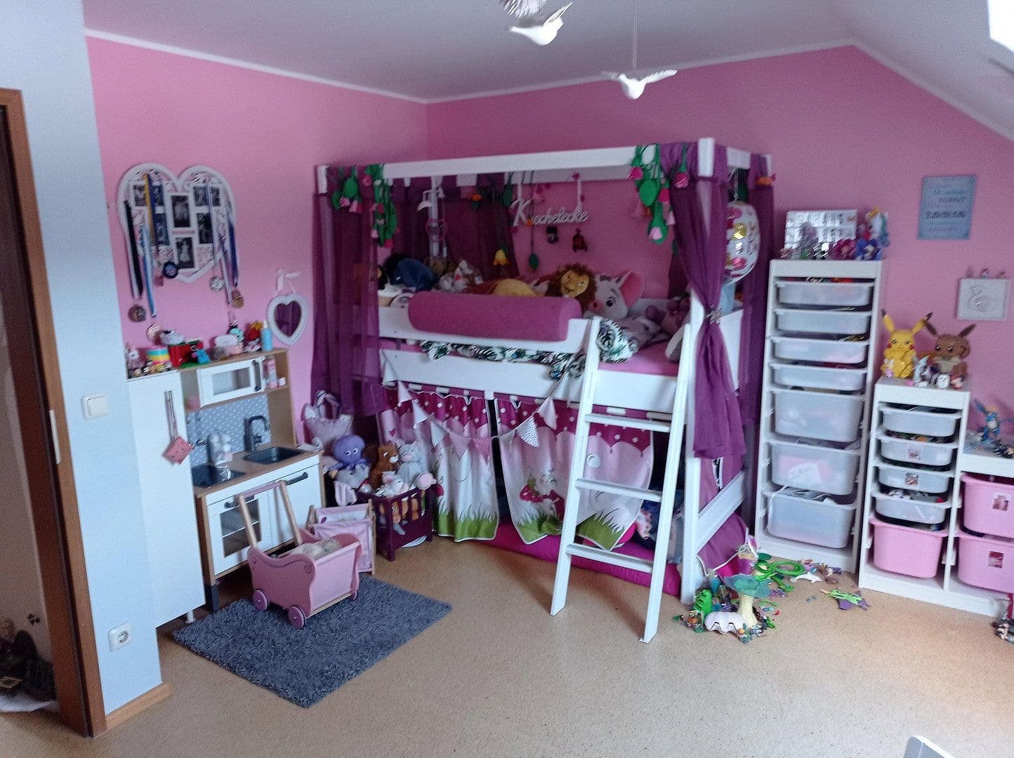 Predaj domu 130 m², pozemek 114 m², Waldkraiburg, Bavorsko Predaj domu 130 m², pozemek 114 m², Waldkraiburg, Bavorsko