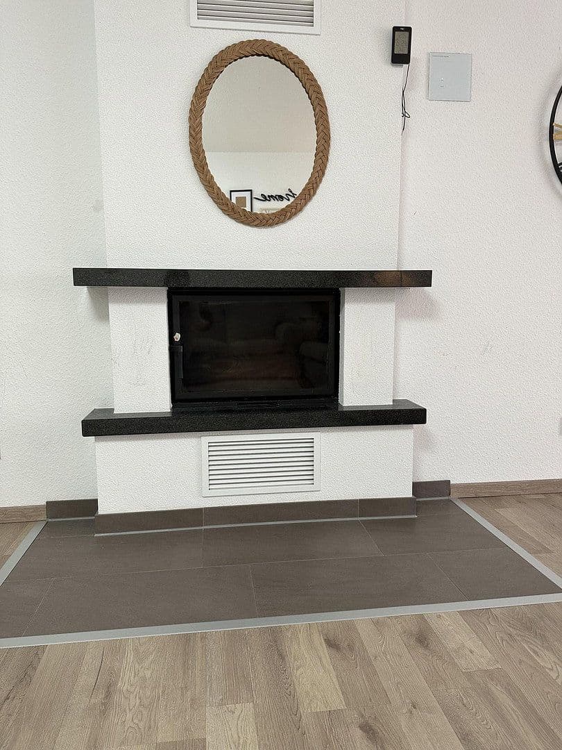 Prenájom bytu 3-izbový 92 m², Frankfurt am Main, Hesensko Prenájom bytu 3-izbový 92 m², Frankfurt am Main, Hesensko