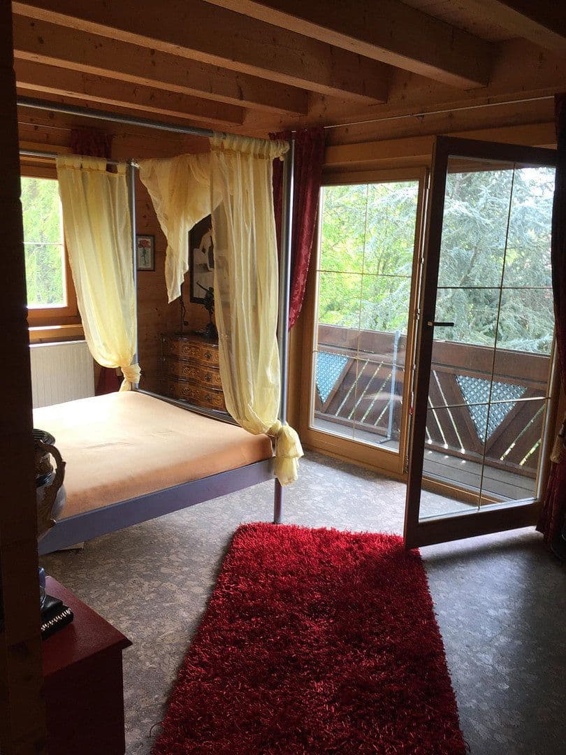 Predaj domu 238 m², pozemek 1.108 m², Landshut, Bavorsko Predaj domu 238 m², pozemek 1.108 m², Landshut, Bavorsko