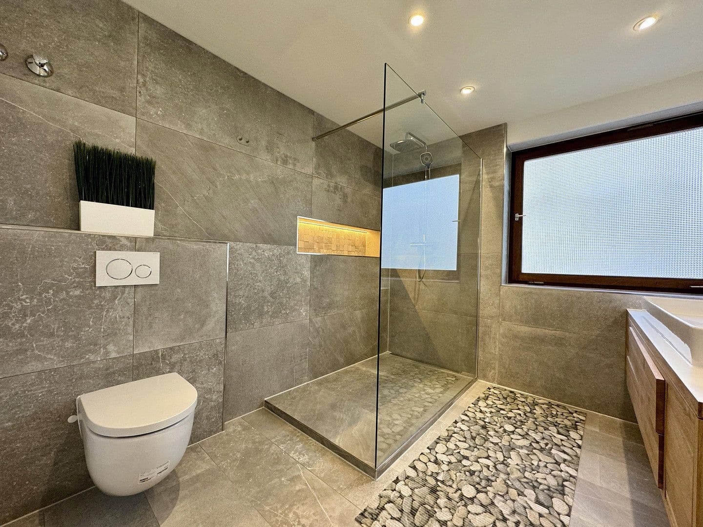 Prenájom bytu 6-izbový 18 m², Albrecht-Dürer-Weg 21B, Stuttgart, Bádensko-Wurttembersko Prenájom bytu 6-izbový 18 m², Albrecht-Dürer-Weg 21B, Stuttgart, Bádensko-Wurttembersko