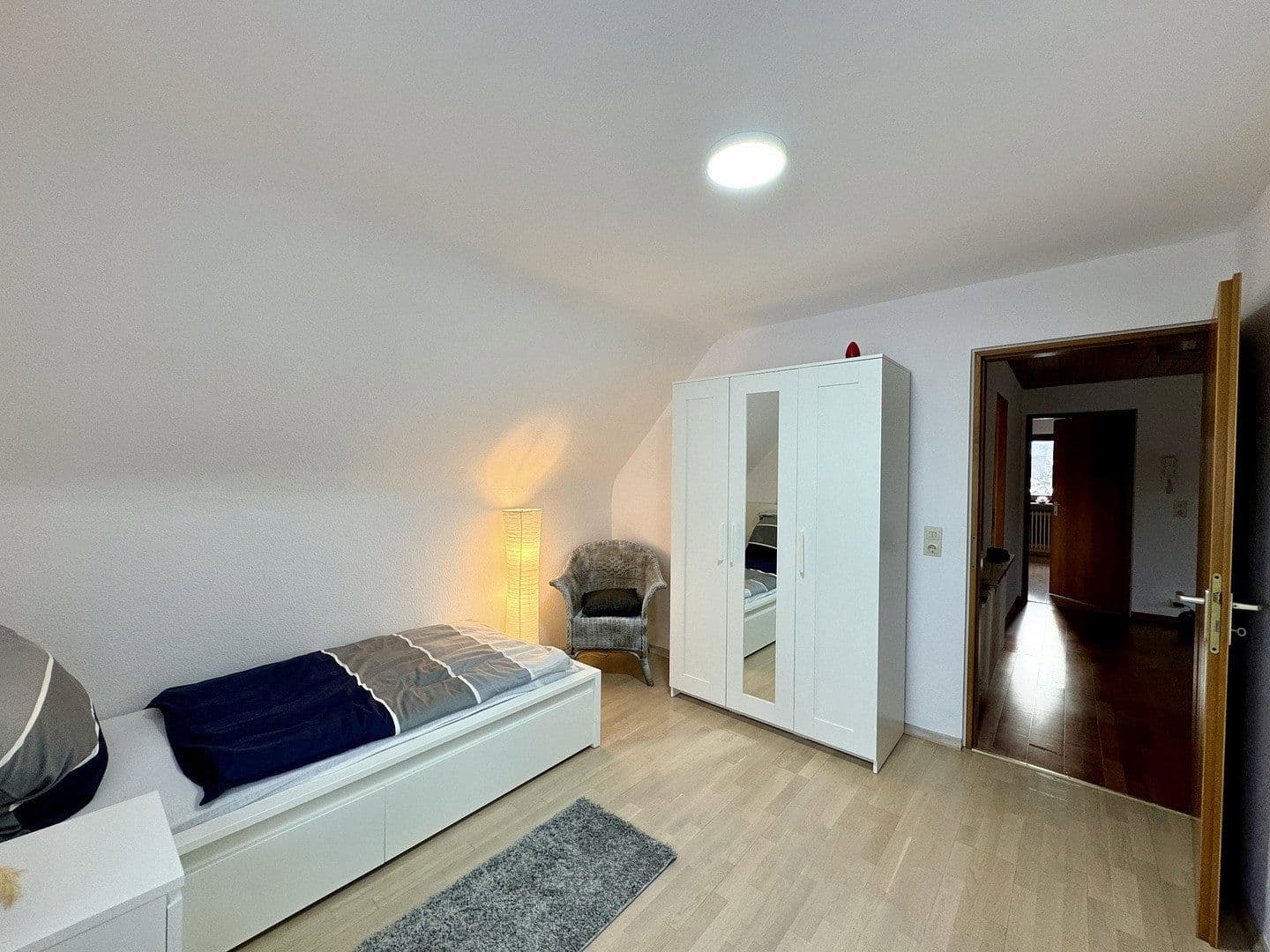 Prenájom bytu 6-izbový 18 m², Albrecht-Dürer-Weg 21B, Stuttgart, Bádensko-Wurttembersko Prenájom bytu 6-izbový 18 m², Albrecht-Dürer-Weg 21B, Stuttgart, Bádensko-Wurttembersko