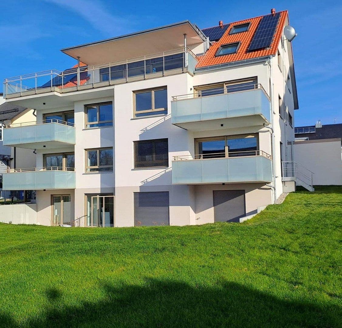 Prenájom bytu 4-izbový 126 m², Neugartenstraße, Hagnau am Bodensee, Bádensko-Wurttembersko Prenájom bytu 4-izbový 126 m², Neugartenstraße, Hagnau am Bodensee, Bádensko-Wurttembersko