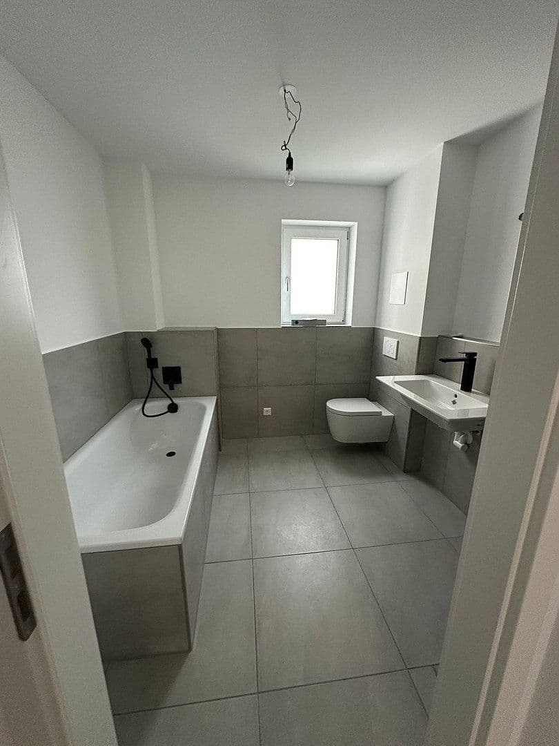 Prenájom bytu 4-izbový 126 m², Neugartenstraße, Hagnau am Bodensee, Bádensko-Wurttembersko Prenájom bytu 4-izbový 126 m², Neugartenstraße, Hagnau am Bodensee, Bádensko-Wurttembersko