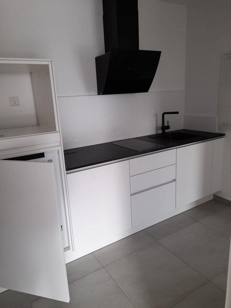 Prenájom bytu 4-izbový 126 m², Neugartenstraße, Hagnau am Bodensee, Bádensko-Wurttembersko Prenájom bytu 4-izbový 126 m², Neugartenstraße, Hagnau am Bodensee, Bádensko-Wurttembersko