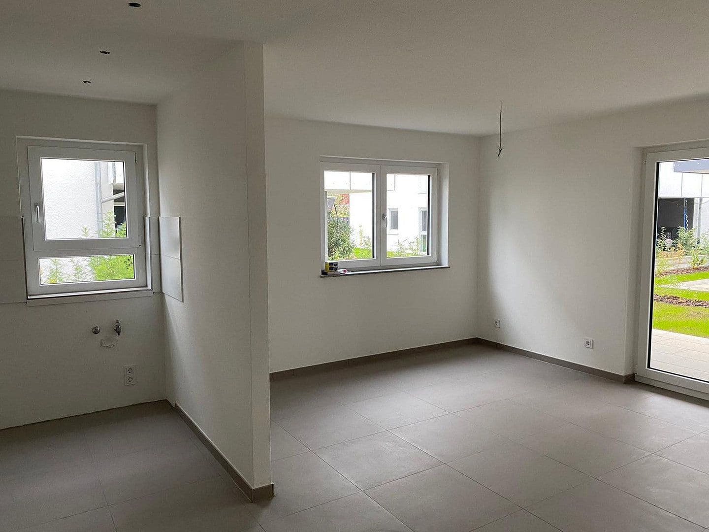 Prenájom bytu 3-izbový 68 m², Bad Friedrichshall, Bádensko-Wurttembersko Prenájom bytu 3-izbový 68 m², Bad Friedrichshall, Bádensko-Wurttembersko
