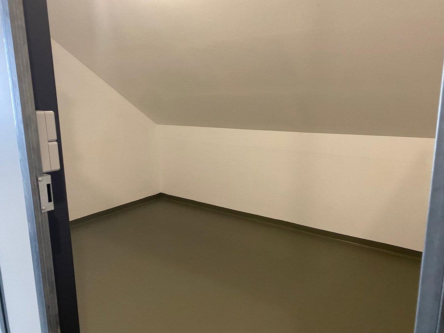 Prenájom bytu 3-izbový 68 m², Bad Friedrichshall, Bádensko-Wurttembersko Prenájom bytu 3-izbový 68 m², Bad Friedrichshall, Bádensko-Wurttembersko