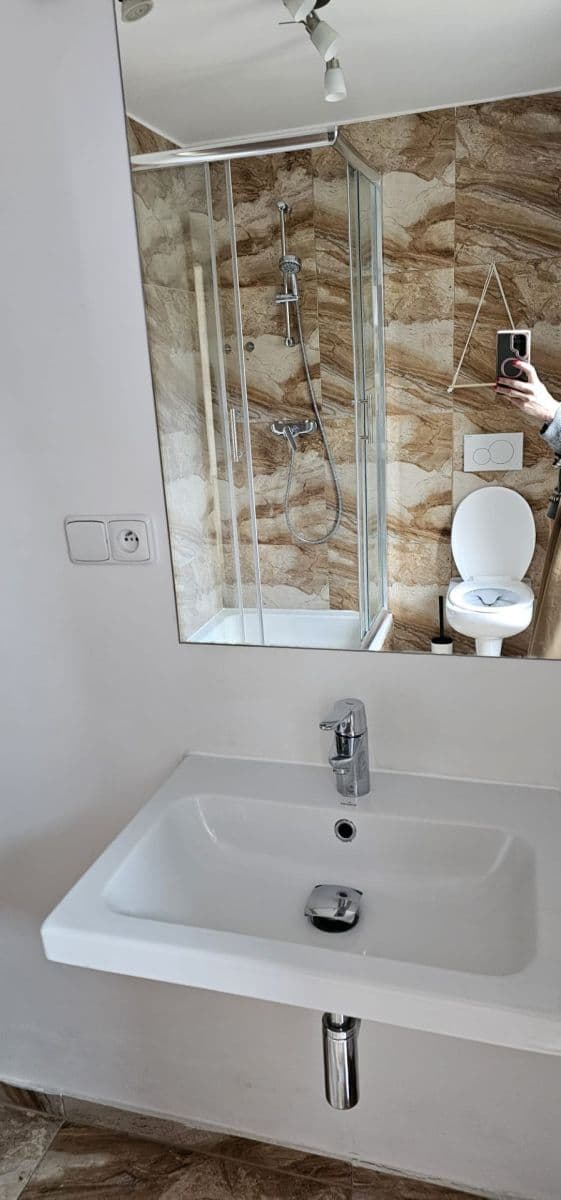 Prenájom bytu 1-izbový 30 m², Sukova, Velké Přílepy, Středočeský kraj Prenájom bytu 1-izbový 30 m², Sukova, Velké Přílepy, Středočeský kraj