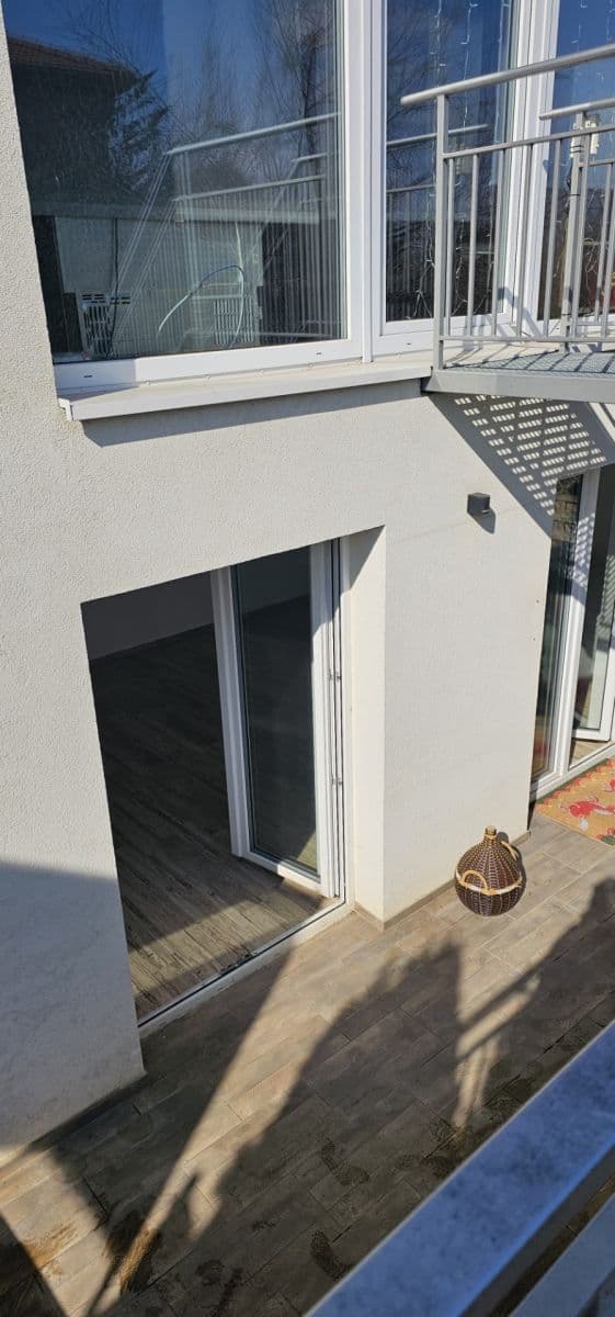 Prenájom bytu 1-izbový 30 m², Sukova, Velké Přílepy, Středočeský kraj Prenájom bytu 1-izbový 30 m², Sukova, Velké Přílepy, Středočeský kraj