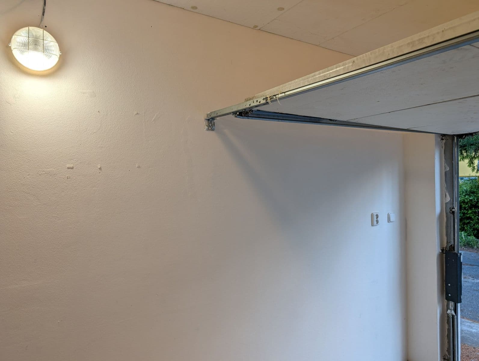 Predaj garáže 20 m², Lysá nad Labem, Středočeský kraj Predaj garáže 20 m², Lysá nad Labem, Středočeský kraj