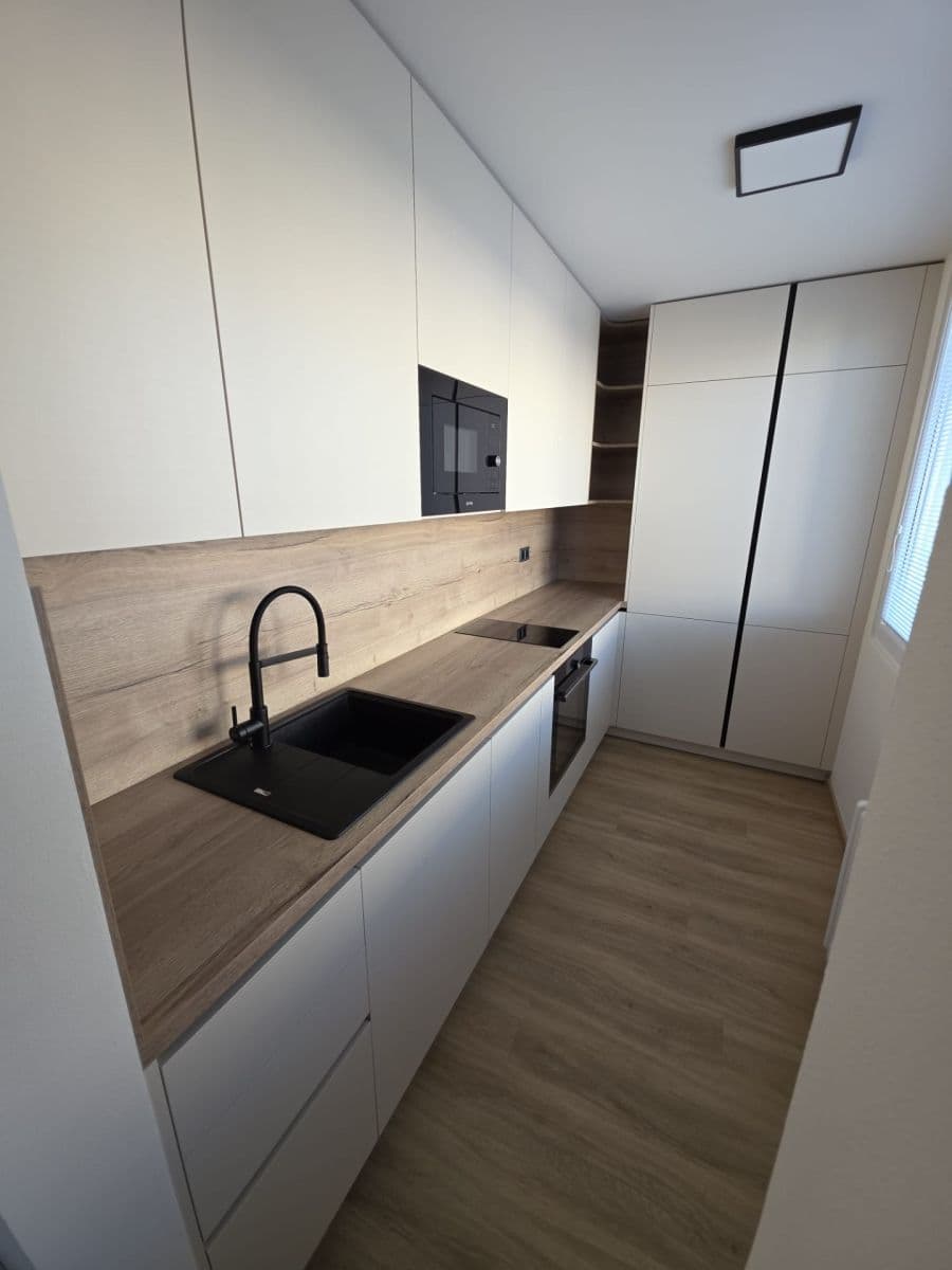 Prenájom bytu 3-izbový 66 m², Werichova, Ústí nad Labem, Ústecký kraj Prenájom bytu 3-izbový 66 m², Werichova, Ústí nad Labem, Ústecký kraj