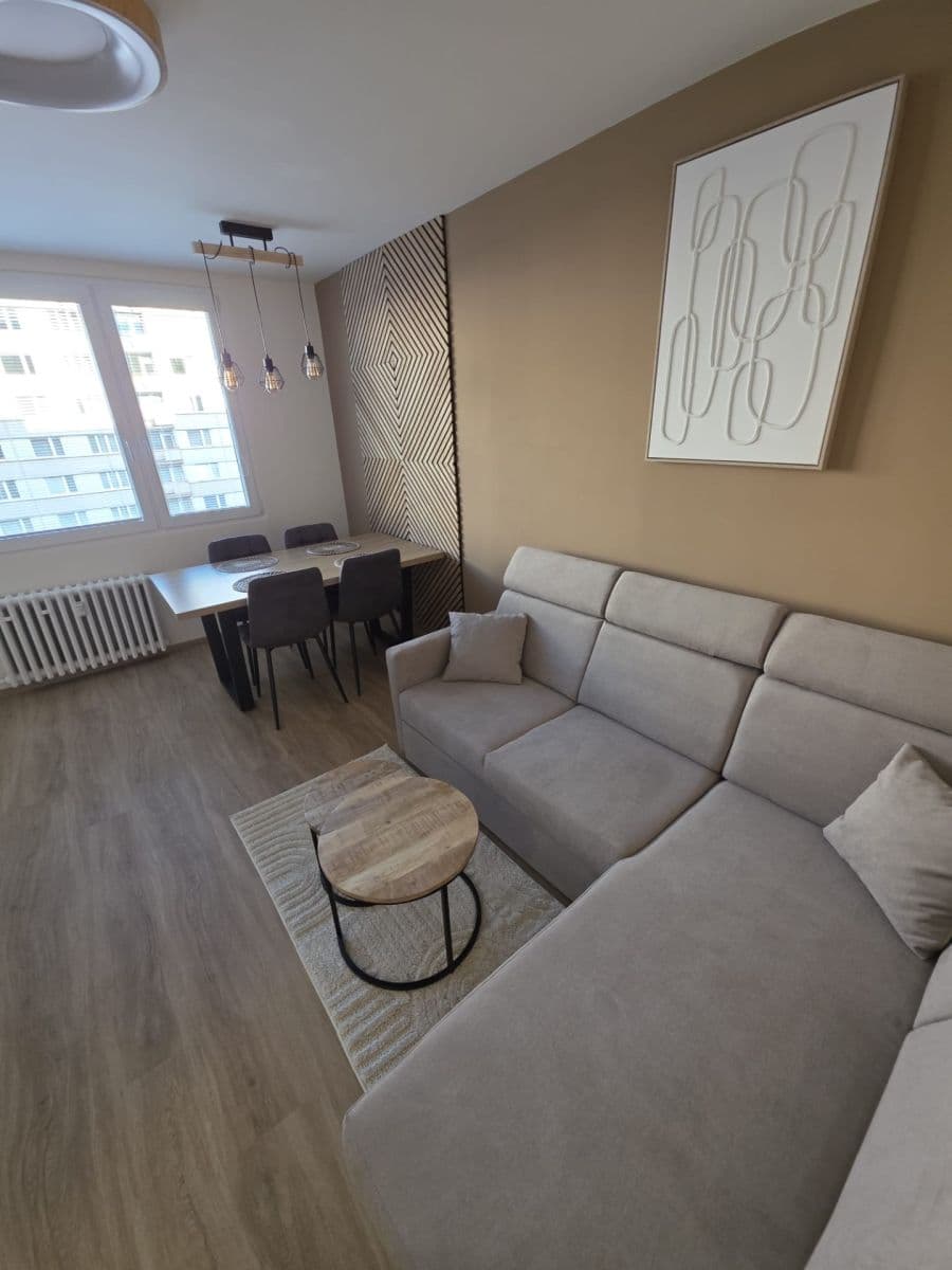 Prenájom bytu 3-izbový 66 m², Werichova, Ústí nad Labem, Ústecký kraj Prenájom bytu 3-izbový 66 m², Werichova, Ústí nad Labem, Ústecký kraj