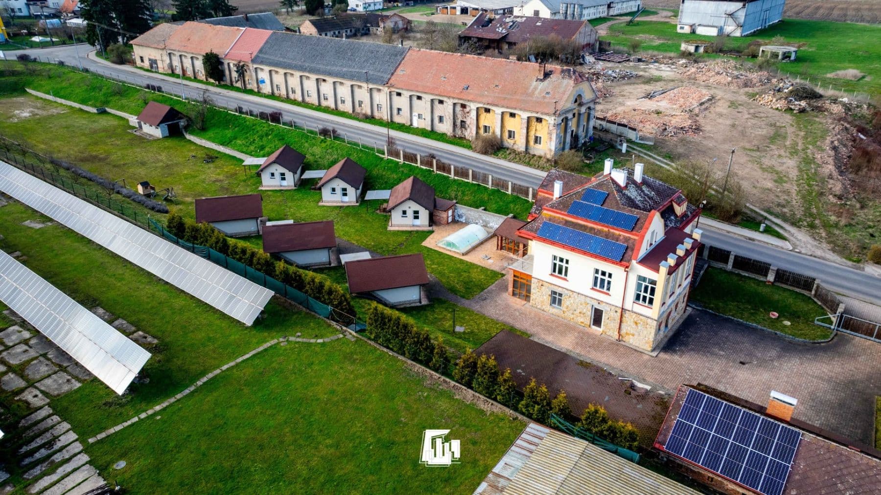 Predaj domu 400 m², pozemek 6.748 m², 1. máje, Vysoké Veselí, Královéhradecký kraj Predaj domu 400 m², pozemek 6.748 m², 1. máje, Vysoké Veselí, Královéhradecký kraj