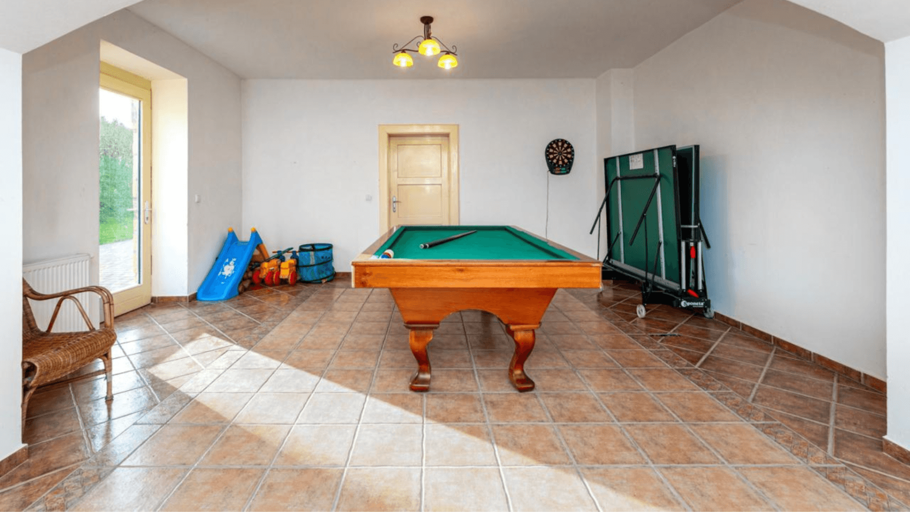 Predaj domu 400 m², pozemek 6.748 m², 1. máje, Vysoké Veselí, Královéhradecký kraj Predaj domu 400 m², pozemek 6.748 m², 1. máje, Vysoké Veselí, Královéhradecký kraj