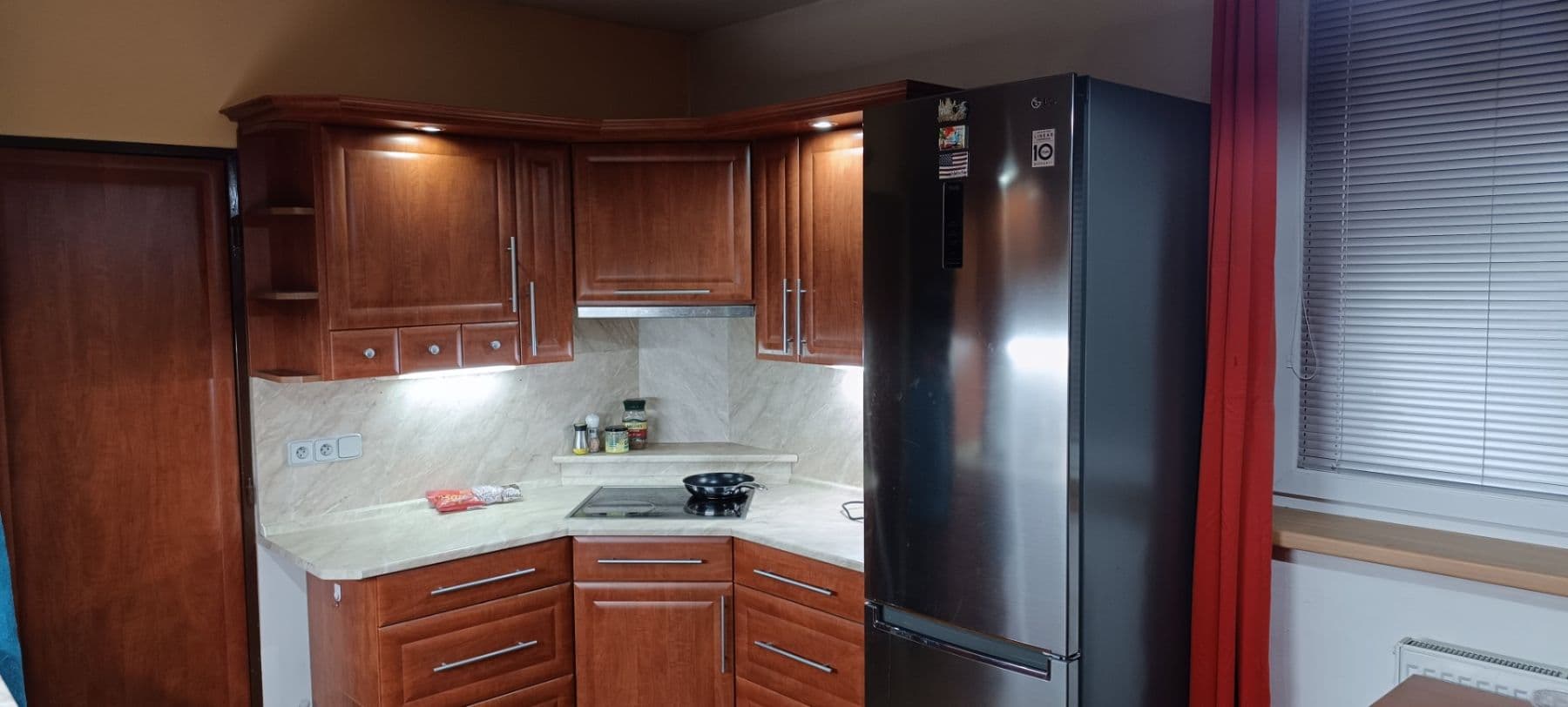 Prenájom bytu 3-izbový 75 m², Nepoměřice, Středočeský kraj Prenájom bytu 3-izbový 75 m², Nepoměřice, Středočeský kraj