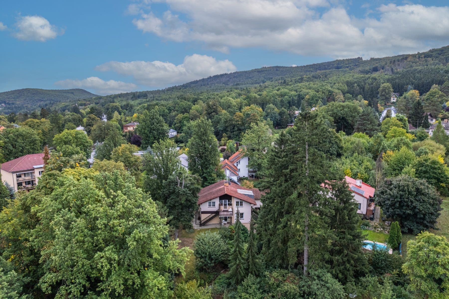 Predaj domu 170 m², pozemek 1.060 m², Krajníkova, Dobřichovice, Středočeský kraj Predaj domu 170 m², pozemek 1.060 m², Krajníkova, Dobřichovice, Středočeský kraj