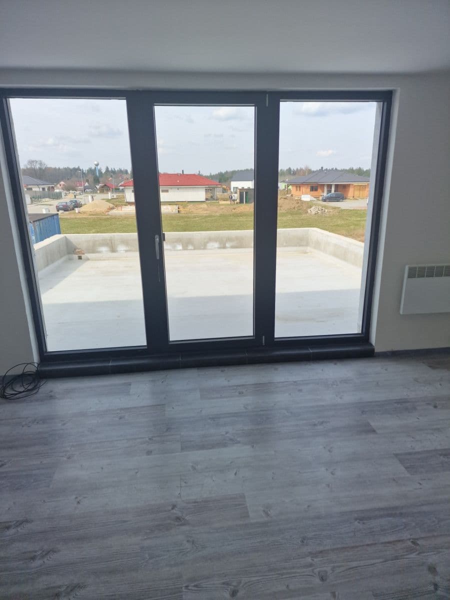 Predaj domu 120 m², pozemek 810 m², Sídliště na Sadech, České Velenice, Jihočeský kraj Predaj domu 120 m², pozemek 810 m², Sídliště na Sadech, České Velenice, Jihočeský kraj