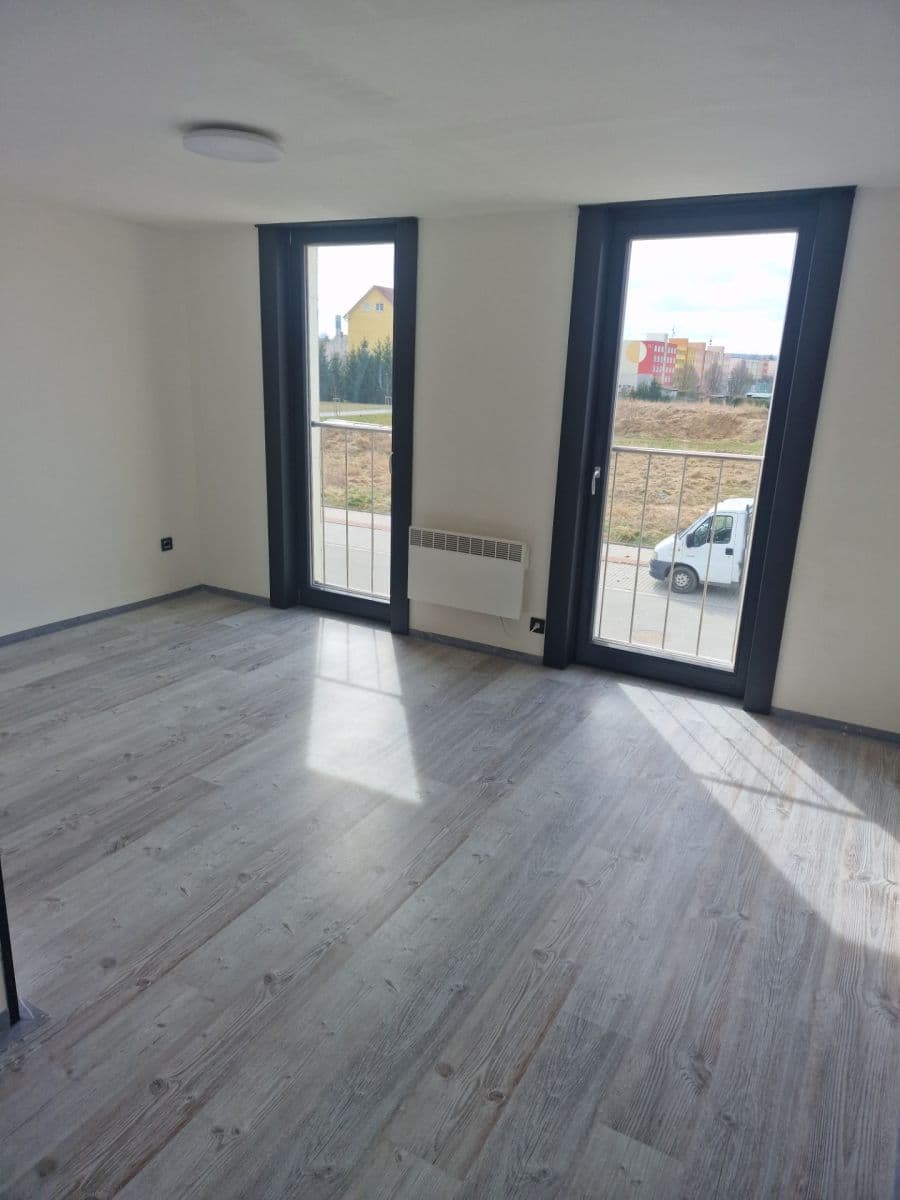 Predaj domu 120 m², pozemek 810 m², Sídliště na Sadech, České Velenice, Jihočeský kraj Predaj domu 120 m², pozemek 810 m², Sídliště na Sadech, České Velenice, Jihočeský kraj