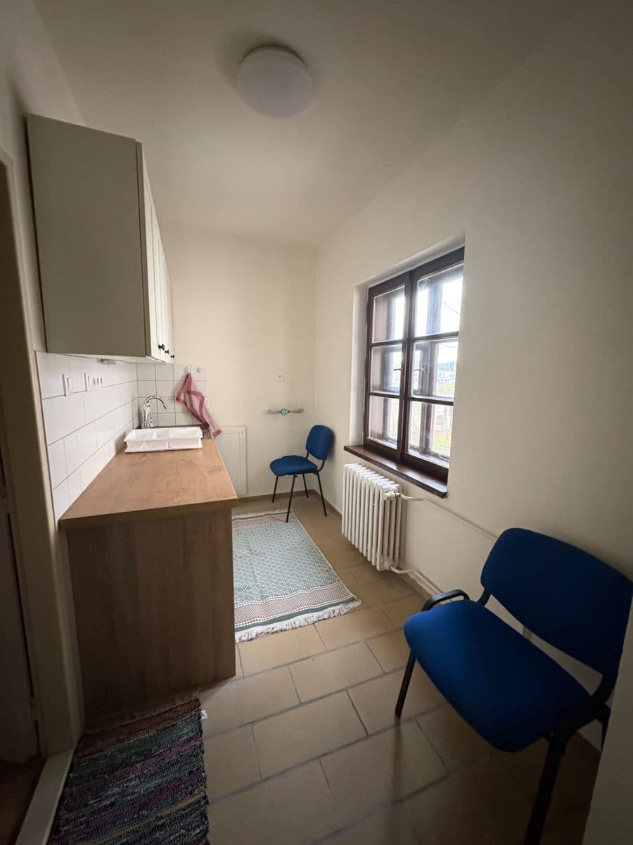 Prenájom bytu 40 m², Široká, České Budějovice, Jihočeský kraj Prenájom bytu 40 m², Široká, České Budějovice, Jihočeský kraj