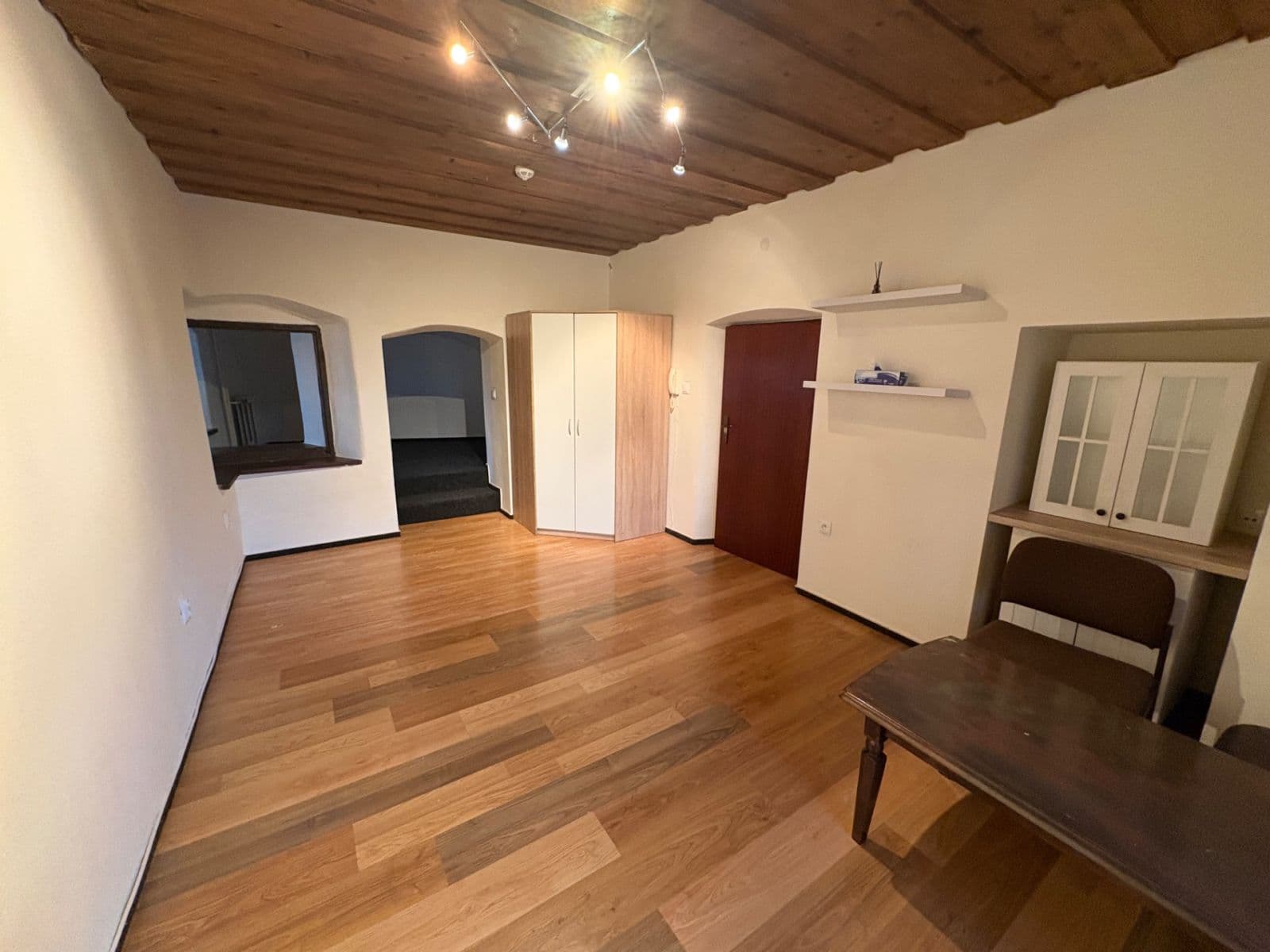 Prenájom bytu 40 m², Široká, České Budějovice, Jihočeský kraj Prenájom bytu 40 m², Široká, České Budějovice, Jihočeský kraj