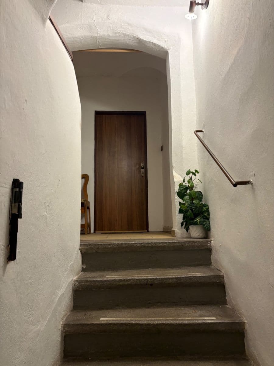 Prenájom bytu 40 m², Široká, České Budějovice, Jihočeský kraj Prenájom bytu 40 m², Široká, České Budějovice, Jihočeský kraj