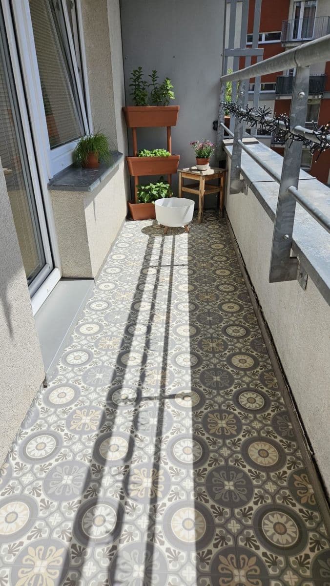 Prenájom bytu 1-izbový 42 m², Sazovická, Praha, Praha Prenájom bytu 1-izbový 42 m², Sazovická, Praha, Praha