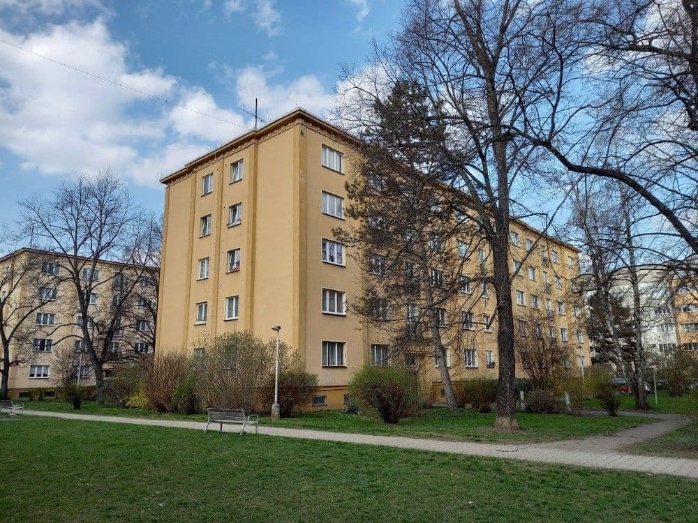 Prenájom bytu 2-izbový 52 m², Herálecká Ⅲ, Praha, Praha Prenájom bytu 2-izbový 52 m², Herálecká Ⅲ, Praha, Praha