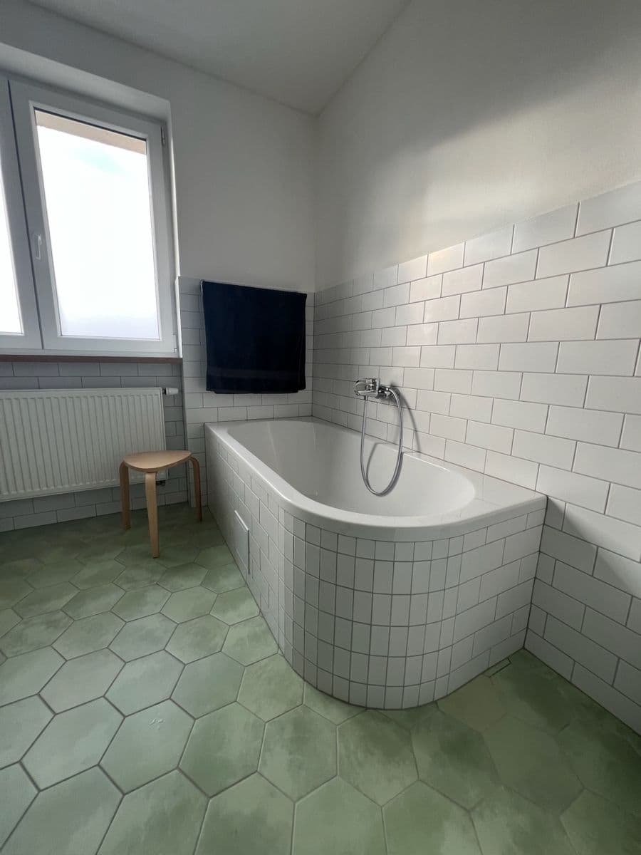 Predaj bytu 2-izbový 81 m², Gruzínská, Plzeň, Plzeňský kraj Predaj bytu 2-izbový 81 m², Gruzínská, Plzeň, Plzeňský kraj