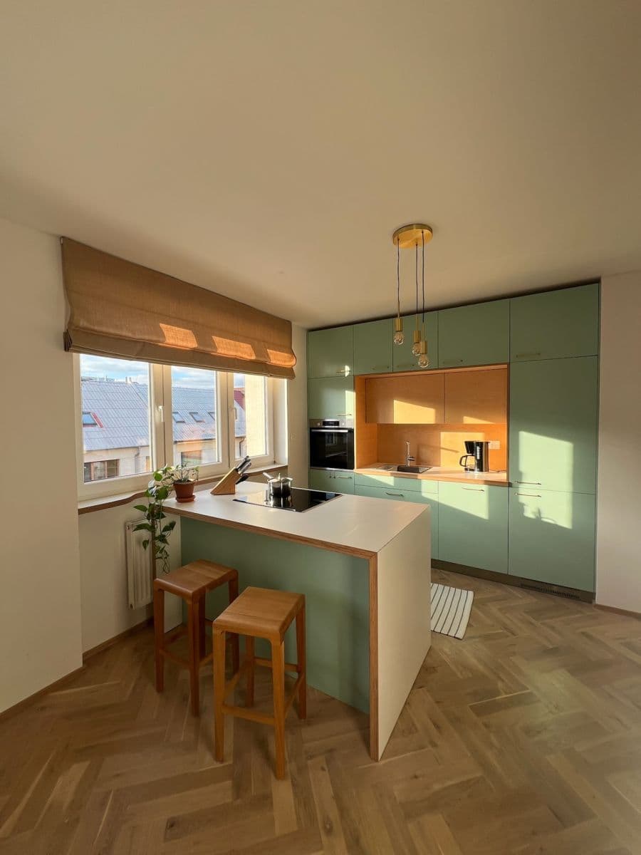 Predaj bytu 2-izbový 81 m², Gruzínská, Plzeň, Plzeňský kraj Predaj bytu 2-izbový 81 m², Gruzínská, Plzeň, Plzeňský kraj