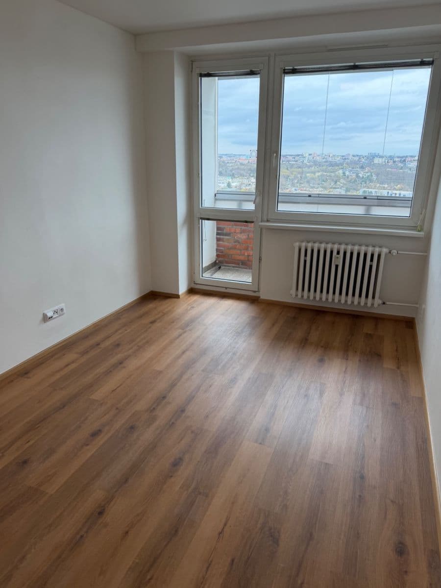 Prenájom bytu 3-izbový 59 m², V Dolině, Praha, Praha Prenájom bytu 3-izbový 59 m², V Dolině, Praha, Praha