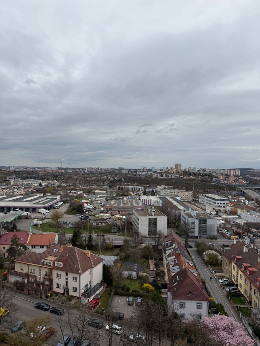 Prenájom bytu 3-izbový 59 m², V Dolině, Praha, Praha Prenájom bytu 3-izbový 59 m², V Dolině, Praha, Praha