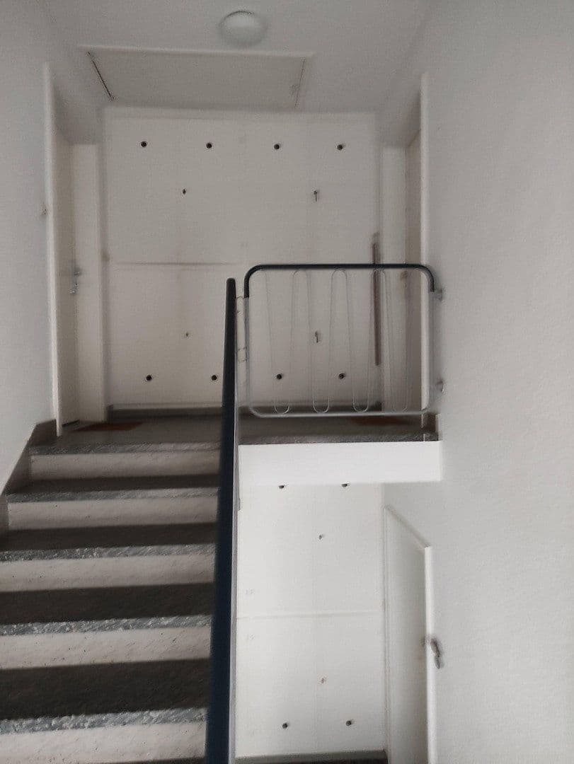 Prenájom bytu 3-izbový 83 m², Drostestr. 33, Stuttgart Weilimdorf, Bádensko-Wurttembersko Prenájom bytu 3-izbový 83 m², Drostestr. 33, Stuttgart Weilimdorf, Bádensko-Wurttembersko