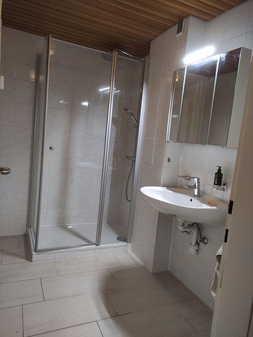 Prenájom bytu 3-izbový 83 m², Drostestr. 33, Stuttgart Weilimdorf, Bádensko-Wurttembersko Prenájom bytu 3-izbový 83 m², Drostestr. 33, Stuttgart Weilimdorf, Bádensko-Wurttembersko