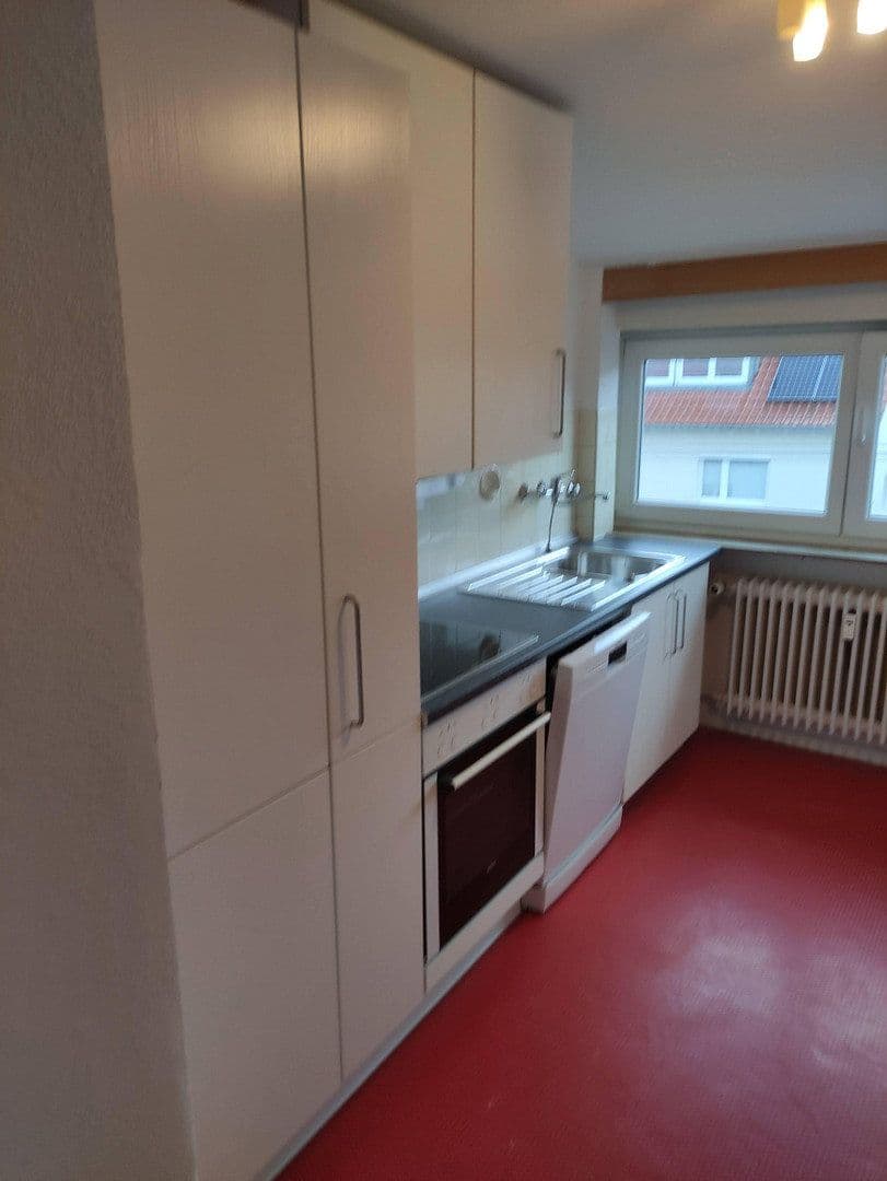 Prenájom bytu 3-izbový 83 m², Drostestr. 33, Stuttgart Weilimdorf, Bádensko-Wurttembersko Prenájom bytu 3-izbový 83 m², Drostestr. 33, Stuttgart Weilimdorf, Bádensko-Wurttembersko