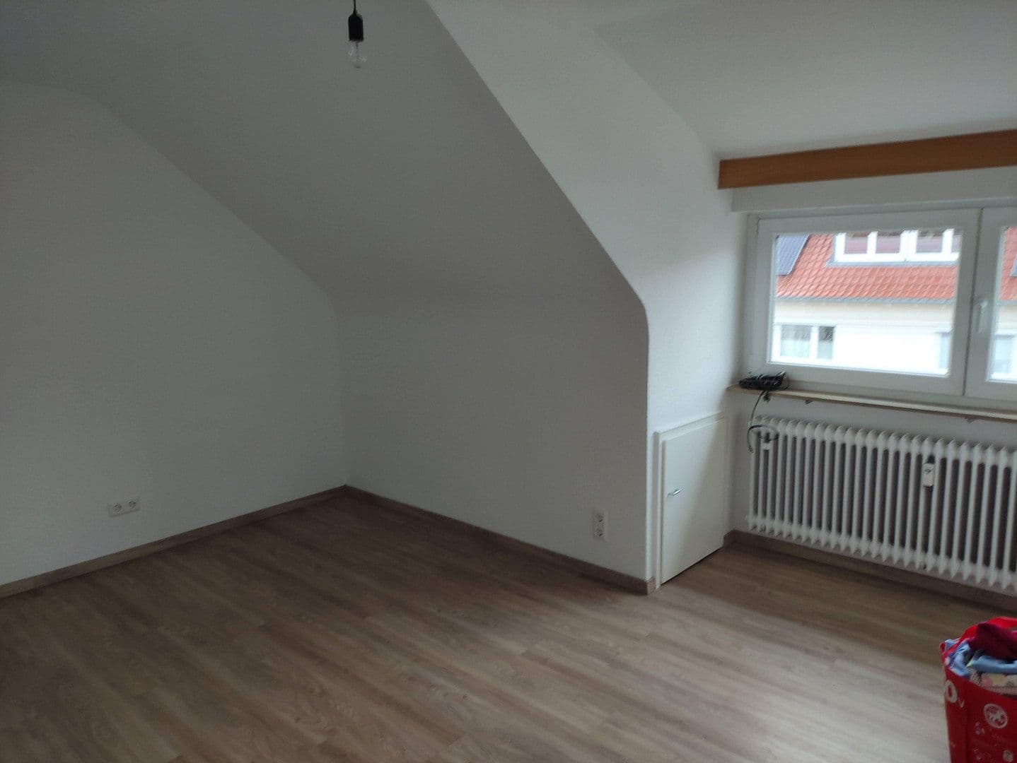 Prenájom bytu 3-izbový 83 m², Drostestr. 33, Stuttgart Weilimdorf, Bádensko-Wurttembersko Prenájom bytu 3-izbový 83 m², Drostestr. 33, Stuttgart Weilimdorf, Bádensko-Wurttembersko