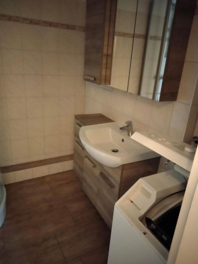 Prenájom bytu 2-izbový 82 m², Gohliser Str. 19, Leipzig, Sasko Prenájom bytu 2-izbový 82 m², Gohliser Str. 19, Leipzig, Sasko