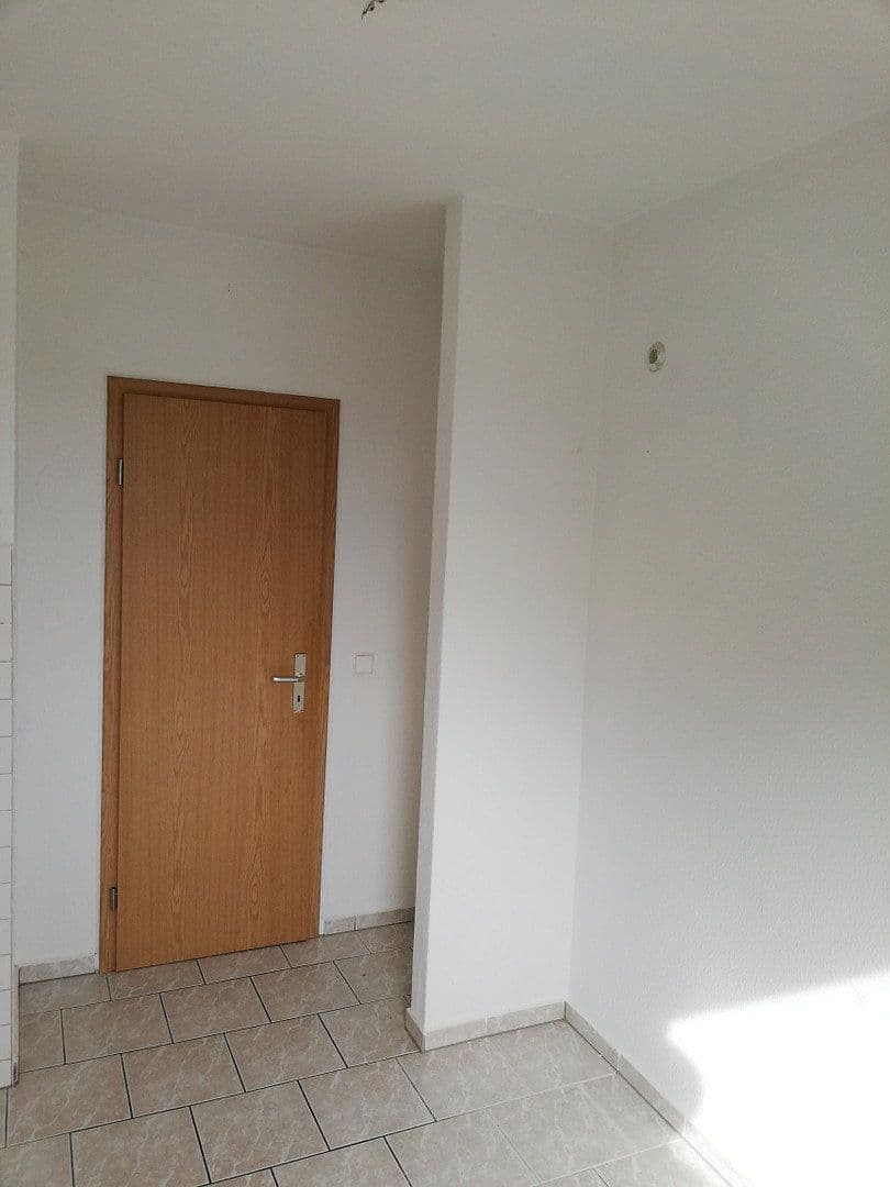 Prenájom bytu 3-izbový 57 m², Talstraße 34, Weischlitz, Sasko Prenájom bytu 3-izbový 57 m², Talstraße 34, Weischlitz, Sasko