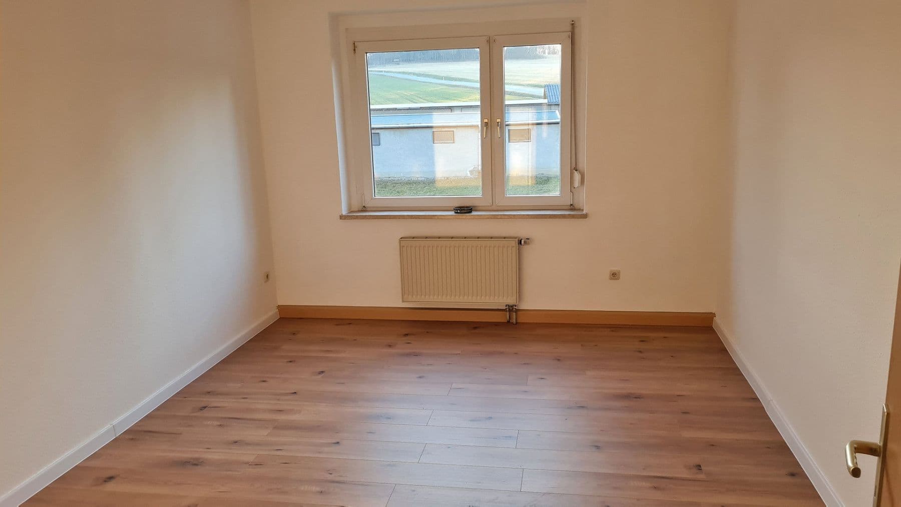 Prenájom bytu 3-izbový 57 m², Talstraße 34, Weischlitz, Sasko Prenájom bytu 3-izbový 57 m², Talstraße 34, Weischlitz, Sasko