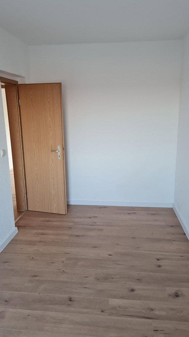 Prenájom bytu 3-izbový 57 m², Talstraße 34, Weischlitz, Sasko Prenájom bytu 3-izbový 57 m², Talstraße 34, Weischlitz, Sasko