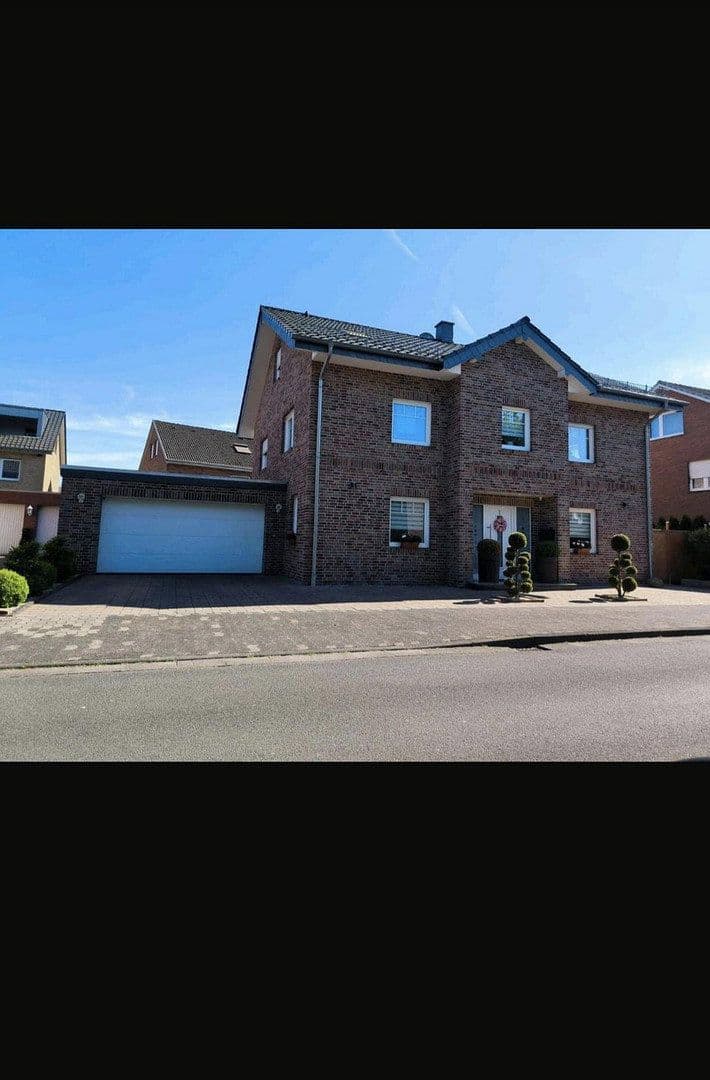 Predaj domu 250 m², pozemek 500 m², Versmold, Severné Porýnie - Westfálsko Predaj domu 250 m², pozemek 500 m², Versmold, Severné Porýnie - Westfálsko
